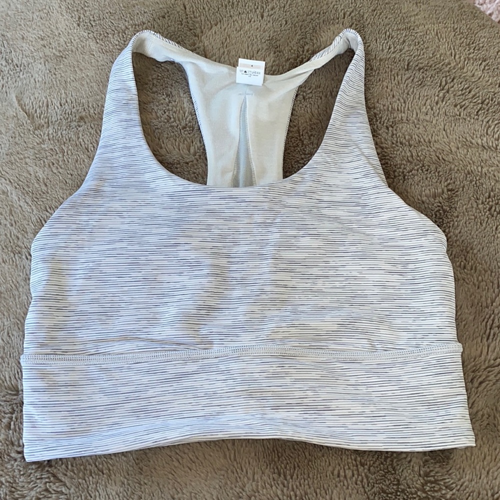 Lulu lemon spirts bra
